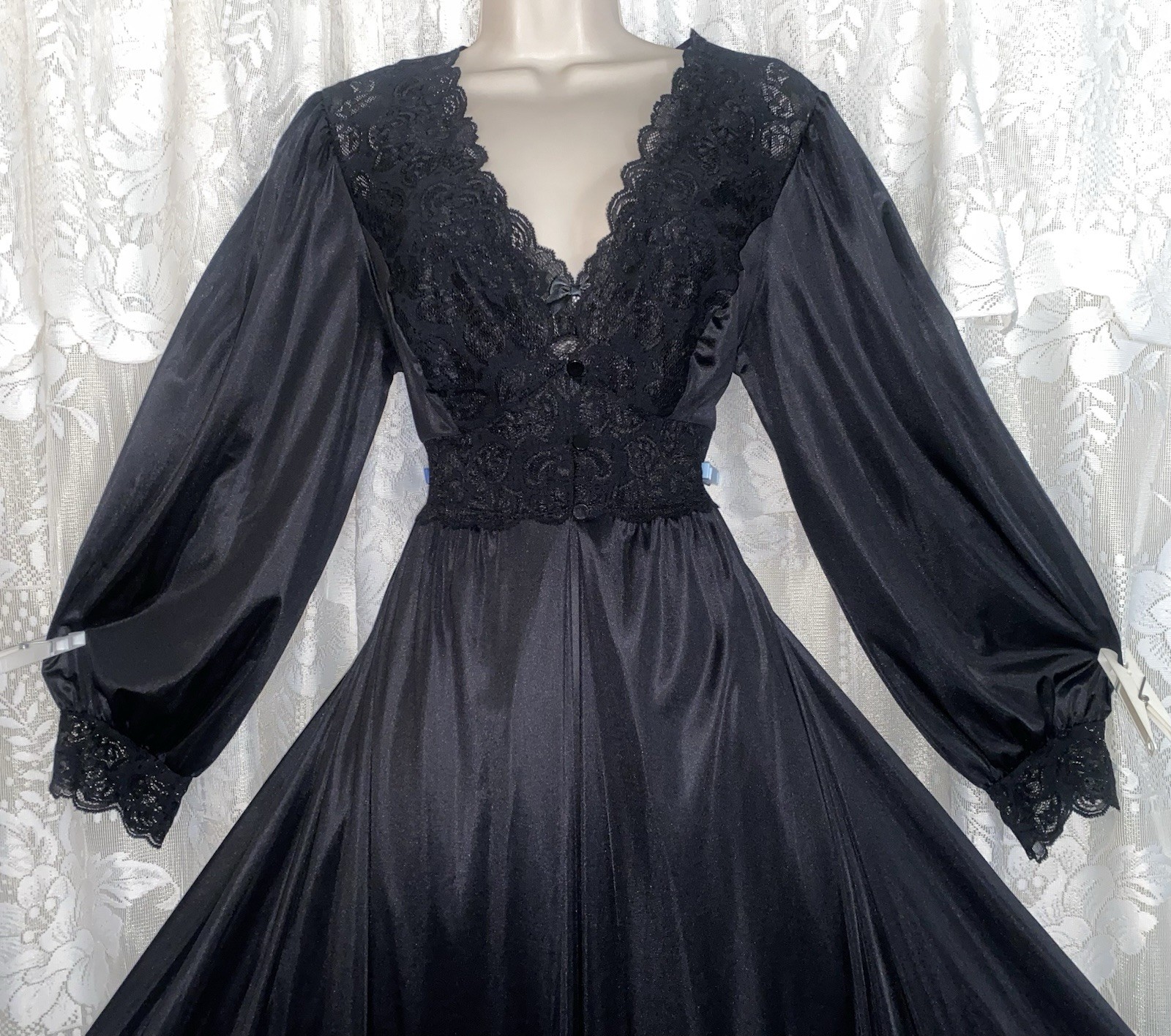 VTG NWT 1X Shadowline Black SILKY Nylon Peignoir Robe Nightgown Gown olga esque