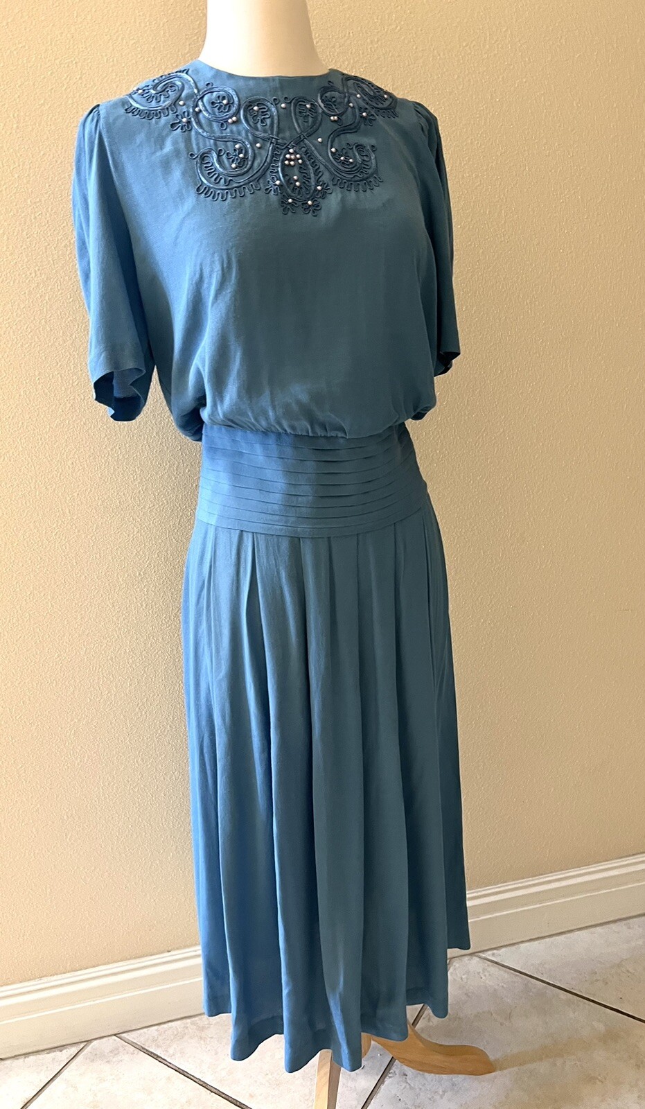 Vintage 80s Does 40s Karin Stevens Rayon Dress Light Blue Pearl Size 8