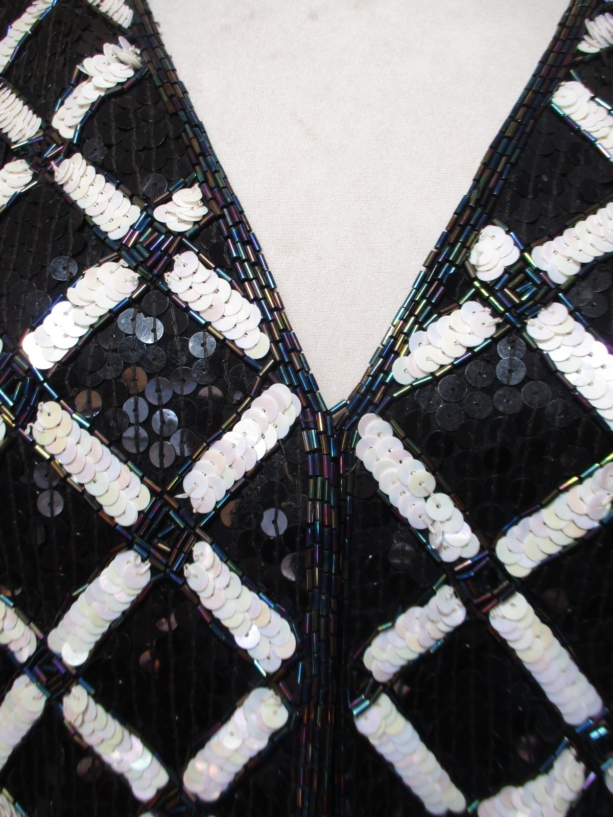 Vintage Joan Leslie Evenings Women&rsquo;s Silk Sequin Jacket Black White Diamond M