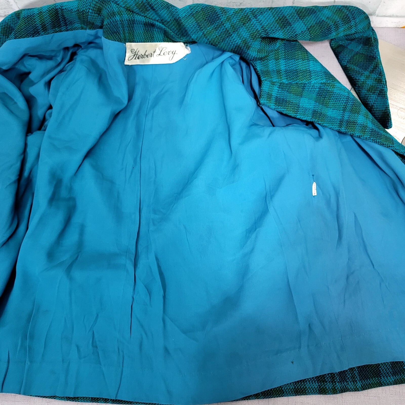 Vintage 50s Herbert Levy Tie Scarf Collar Bright Plaid Tweed Blazer Capelet