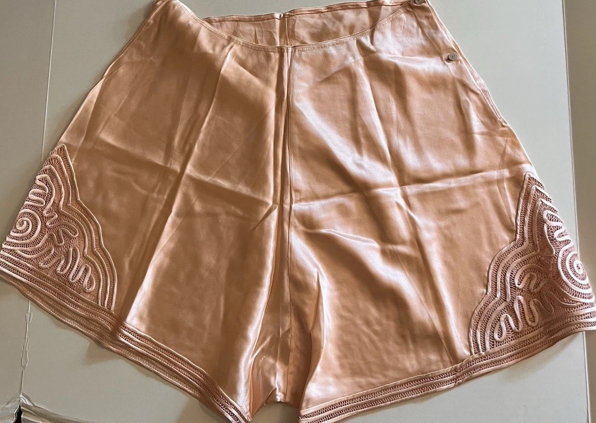 Vintage Peach Satin Silk Lace Tap Pants Knickers Boudoir Lingerie