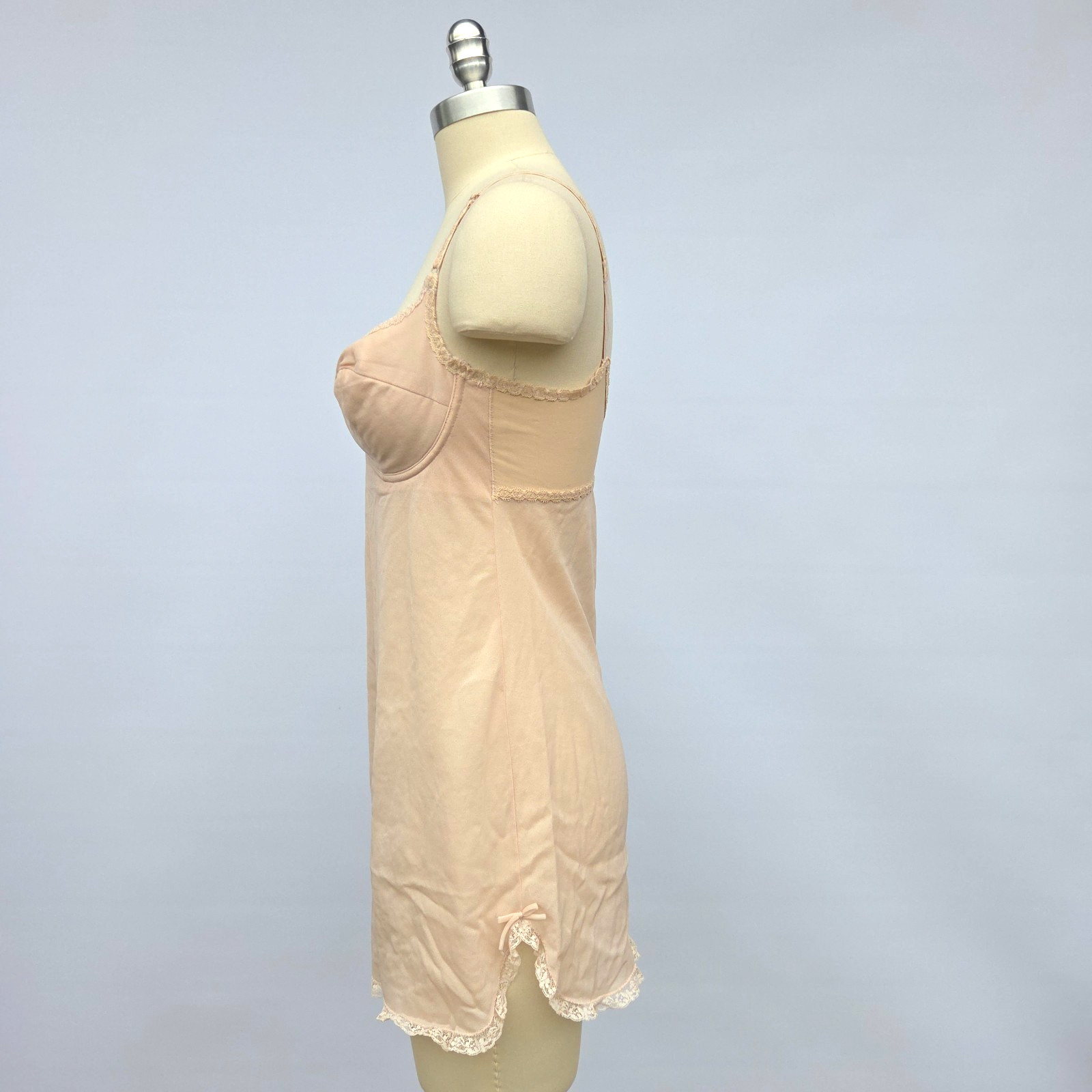 Vintage Vassarette Underneath it All Slip of a Bra Size 36C Peach Underwire 3229