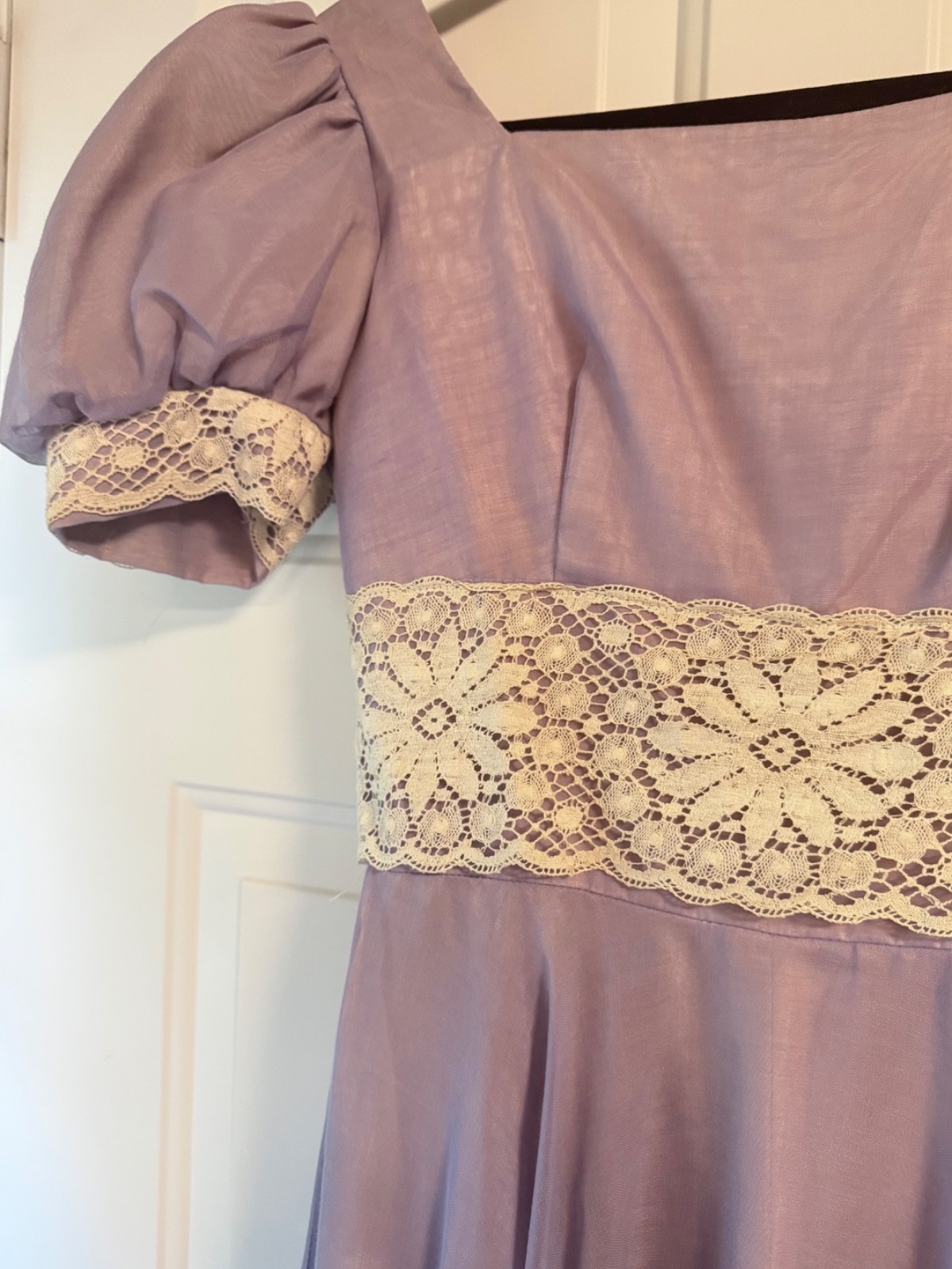 1970&rsquo;s Lorrie Deb Lilac and Lace Full Length Dress Size X-Small/Small