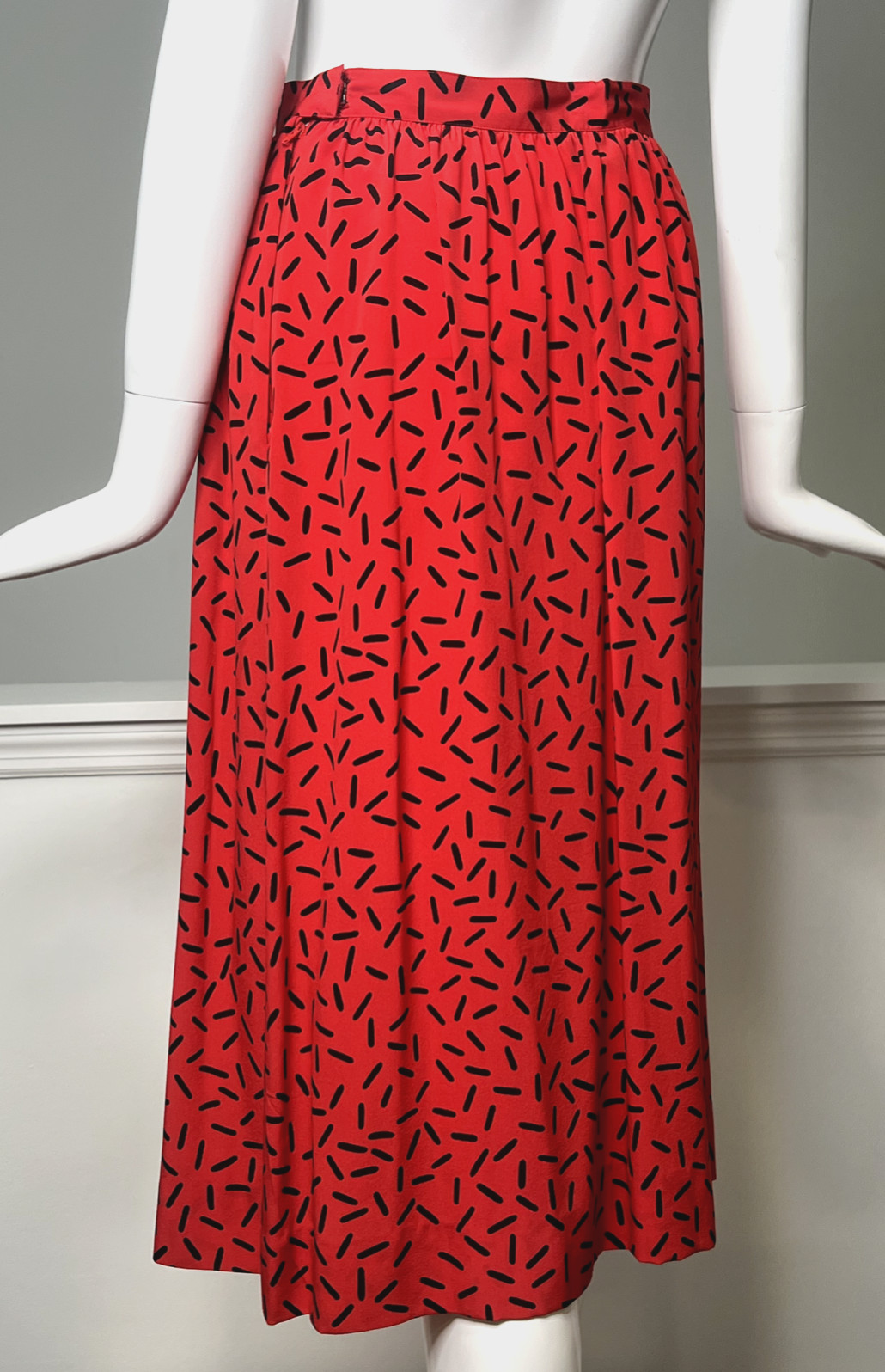 VTG Patterned 1980s Albert Nipon Silk Skirt 8, Memphis Milano LETRASET Style