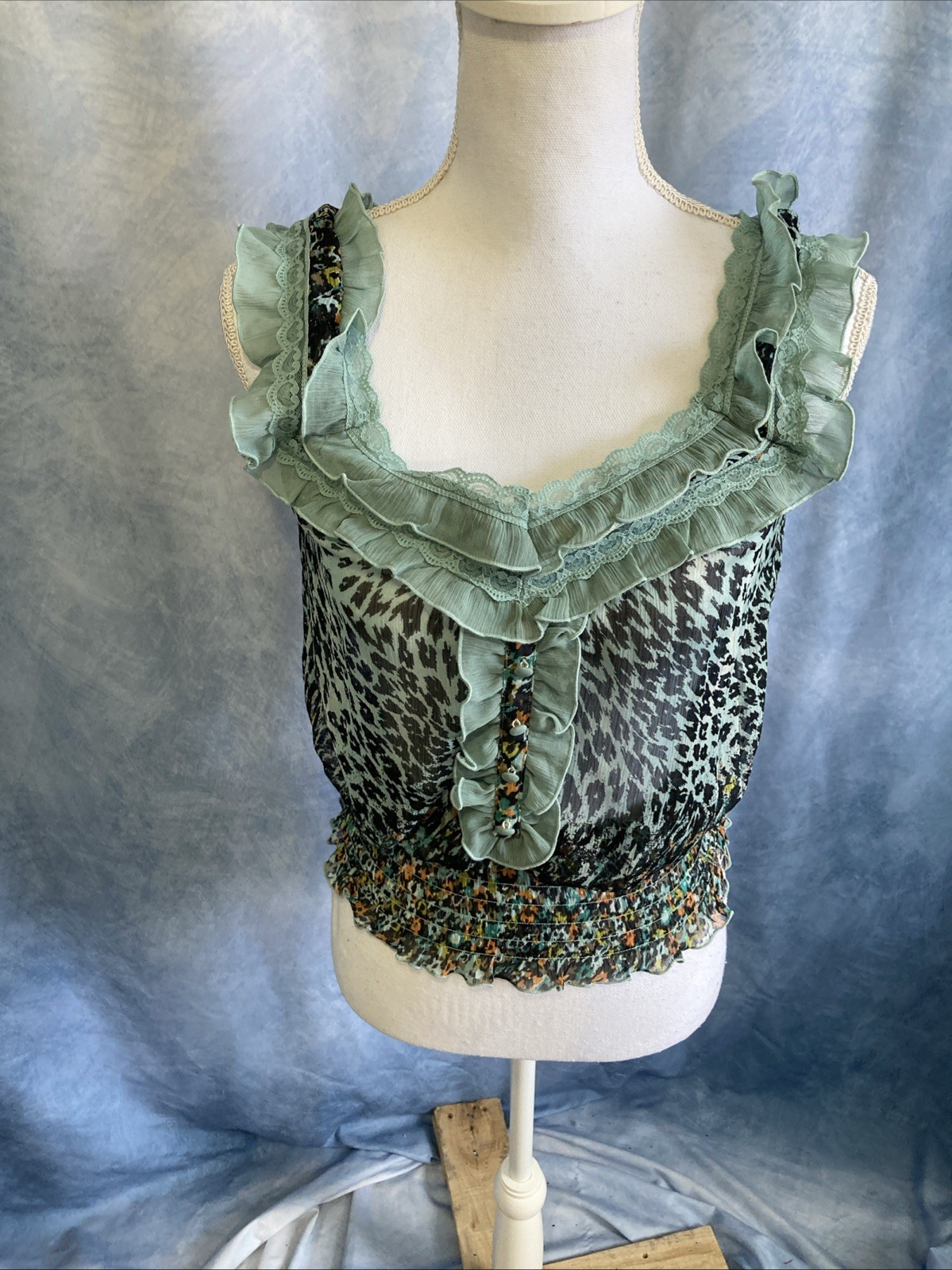 American Rag XS EUC Mint Green Leopard Print Sheer Ruffle Smocked Boho Top Y2K