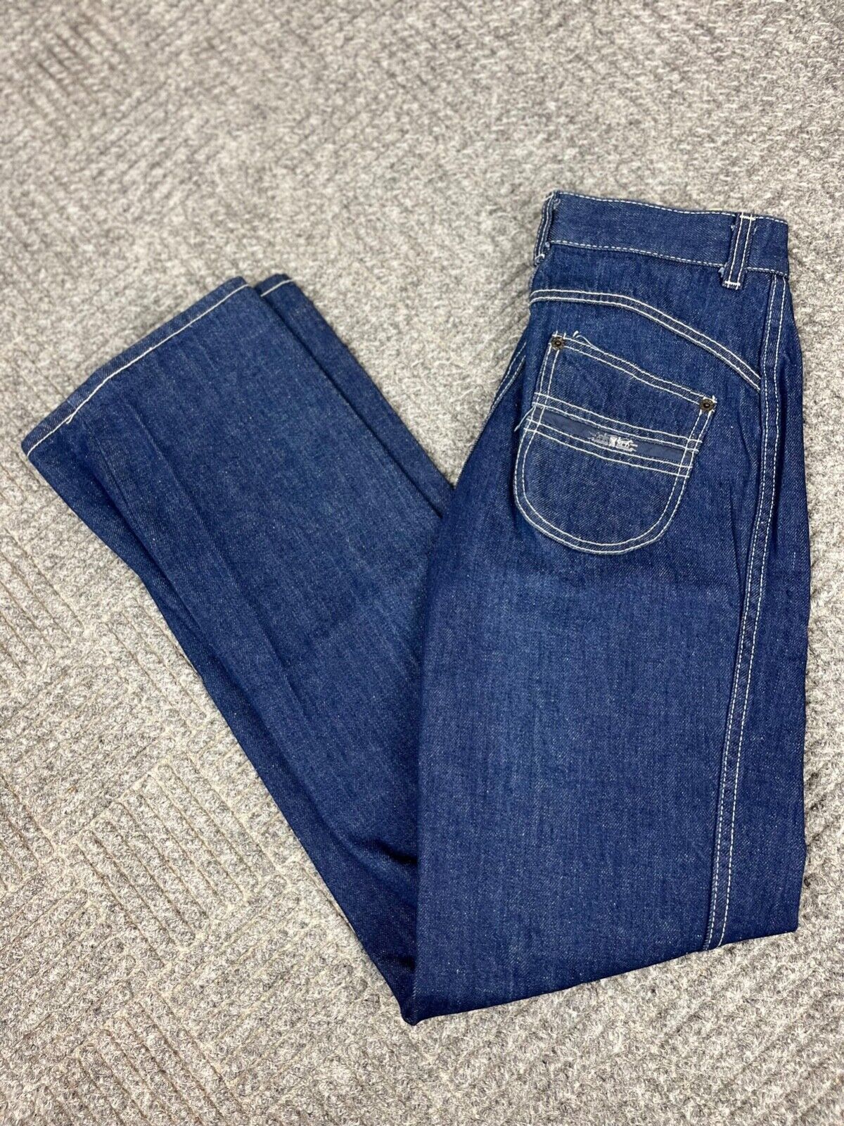 Vintage 70&rsquo;s Levis Jeans Womens 23×32 Juniors Dark Wash RARE NOS