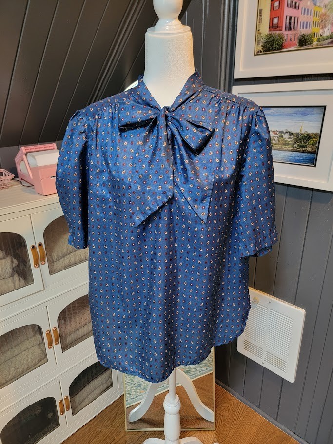 VTG Women&rsquo;s Style Craft Shirt California – Size 40