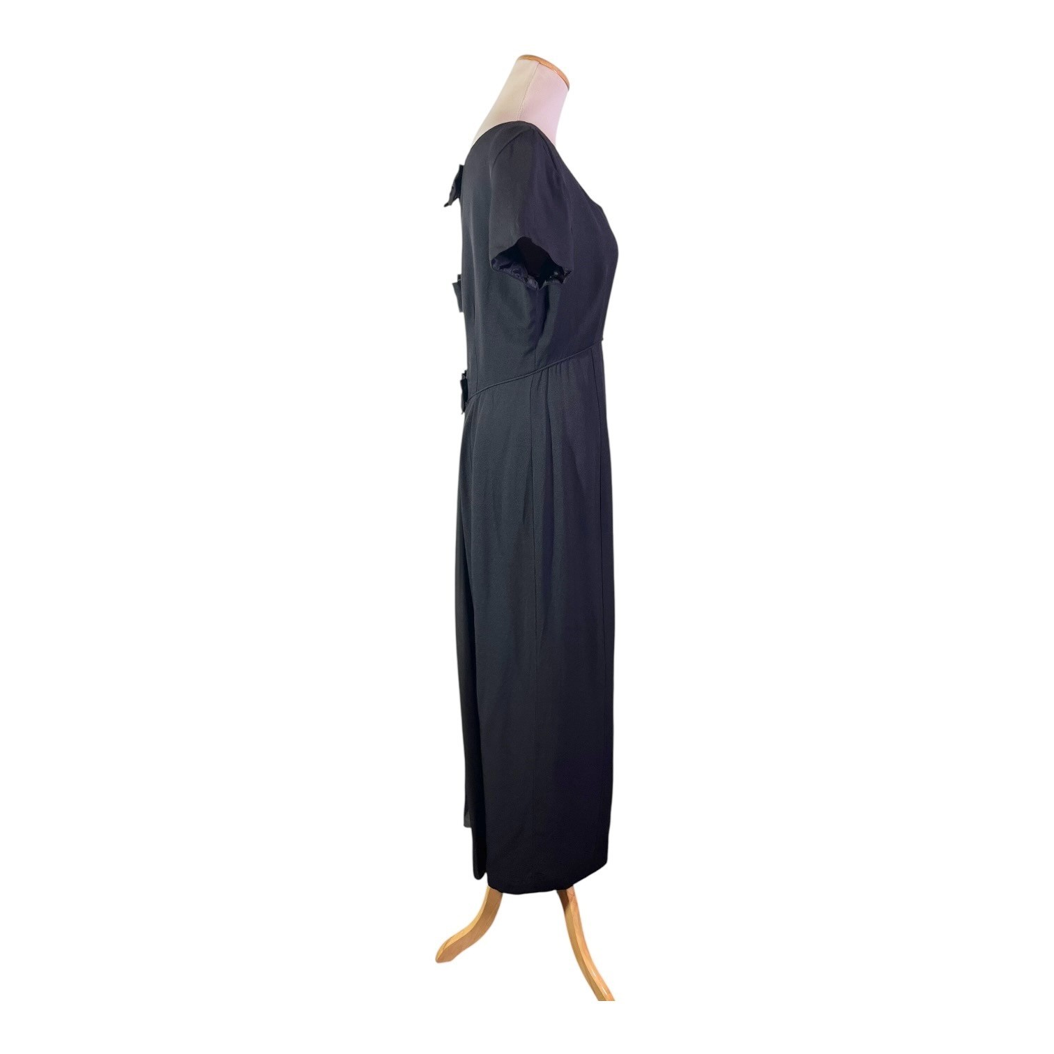Vintage Jeffrey & Dara Evenings Size 10 Black Gown Back Cutouts