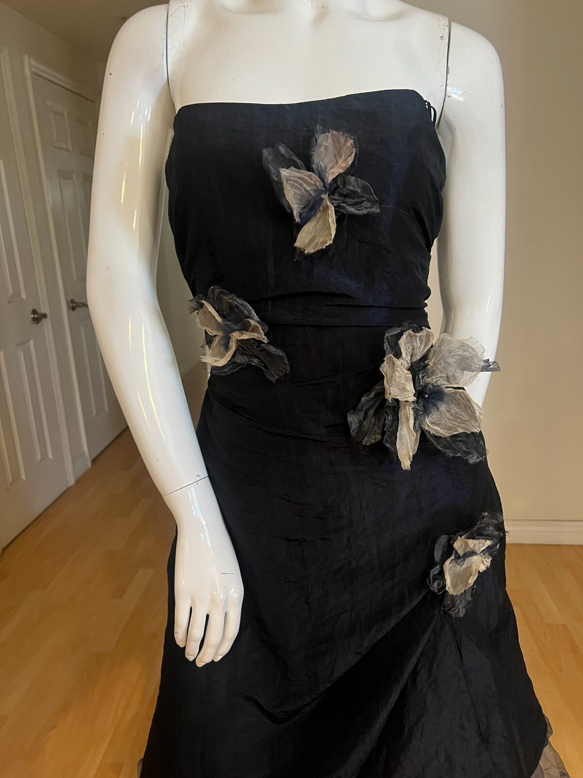 VINTAGE LINEA RAFFAELLI STRAPLESS ROSETTE TAFFETA DRESS SIZE 40 IT / 4 US