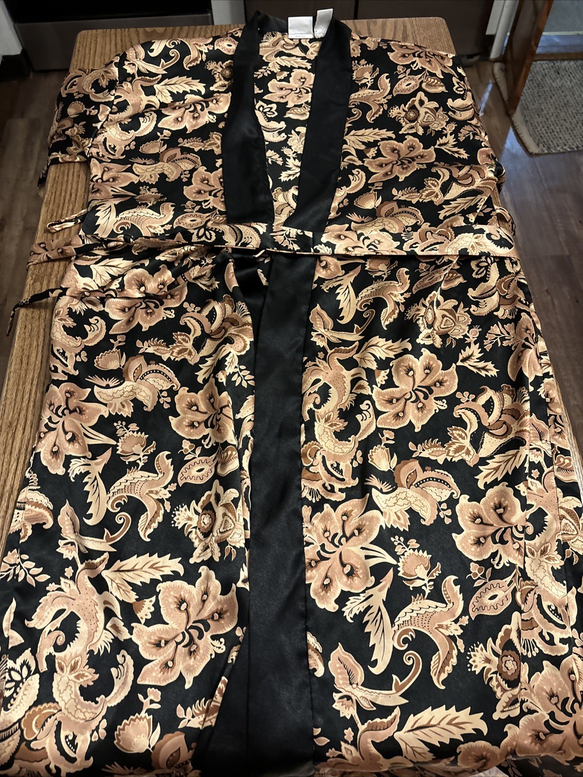 Adonna Robe Black Gold Size XS (4-6) Floral Kimono Vintage
