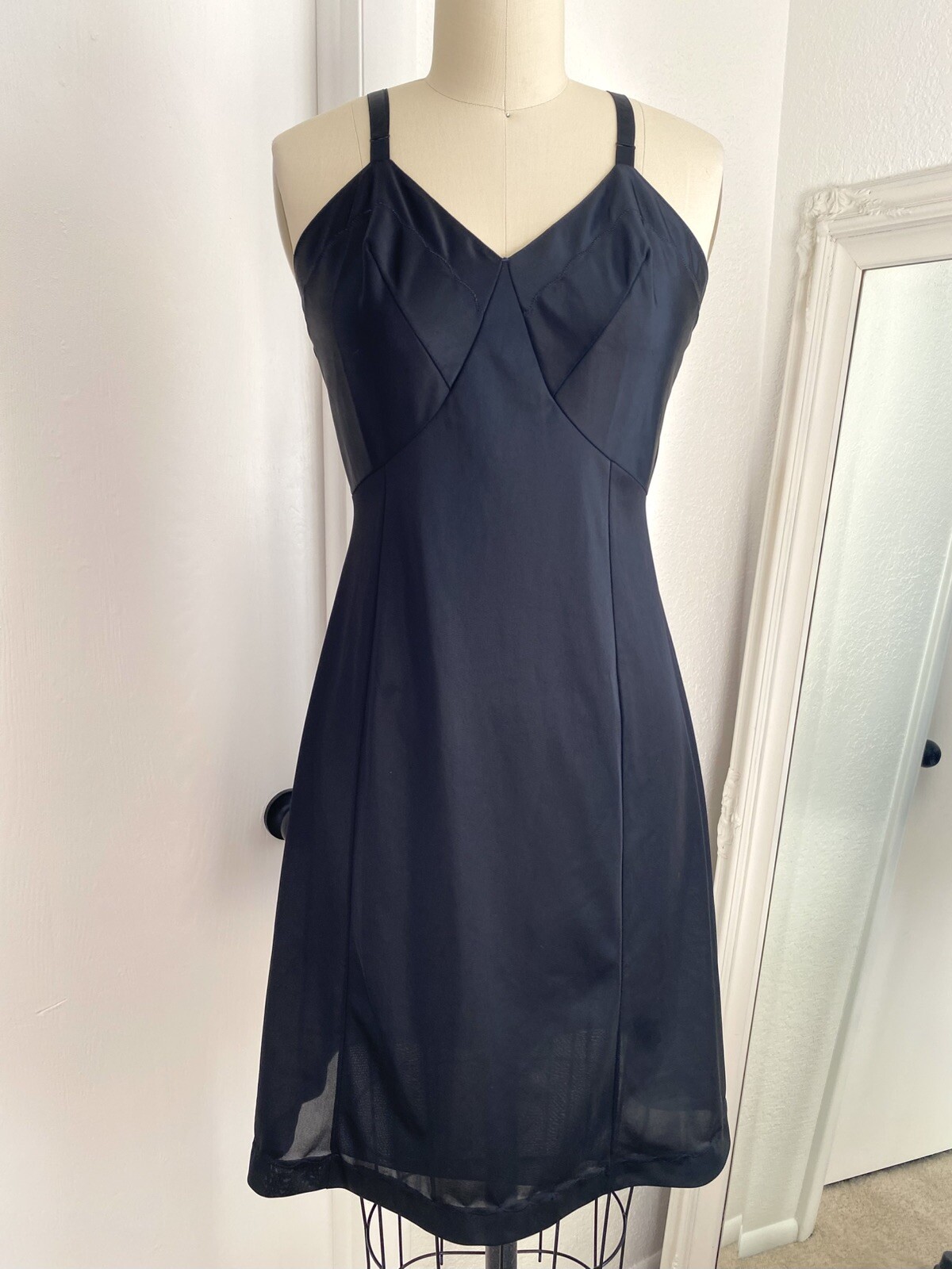 VTG 1950’s Charmode Pointed Black Lingerie Full Slip Dress 34 Short Bullet