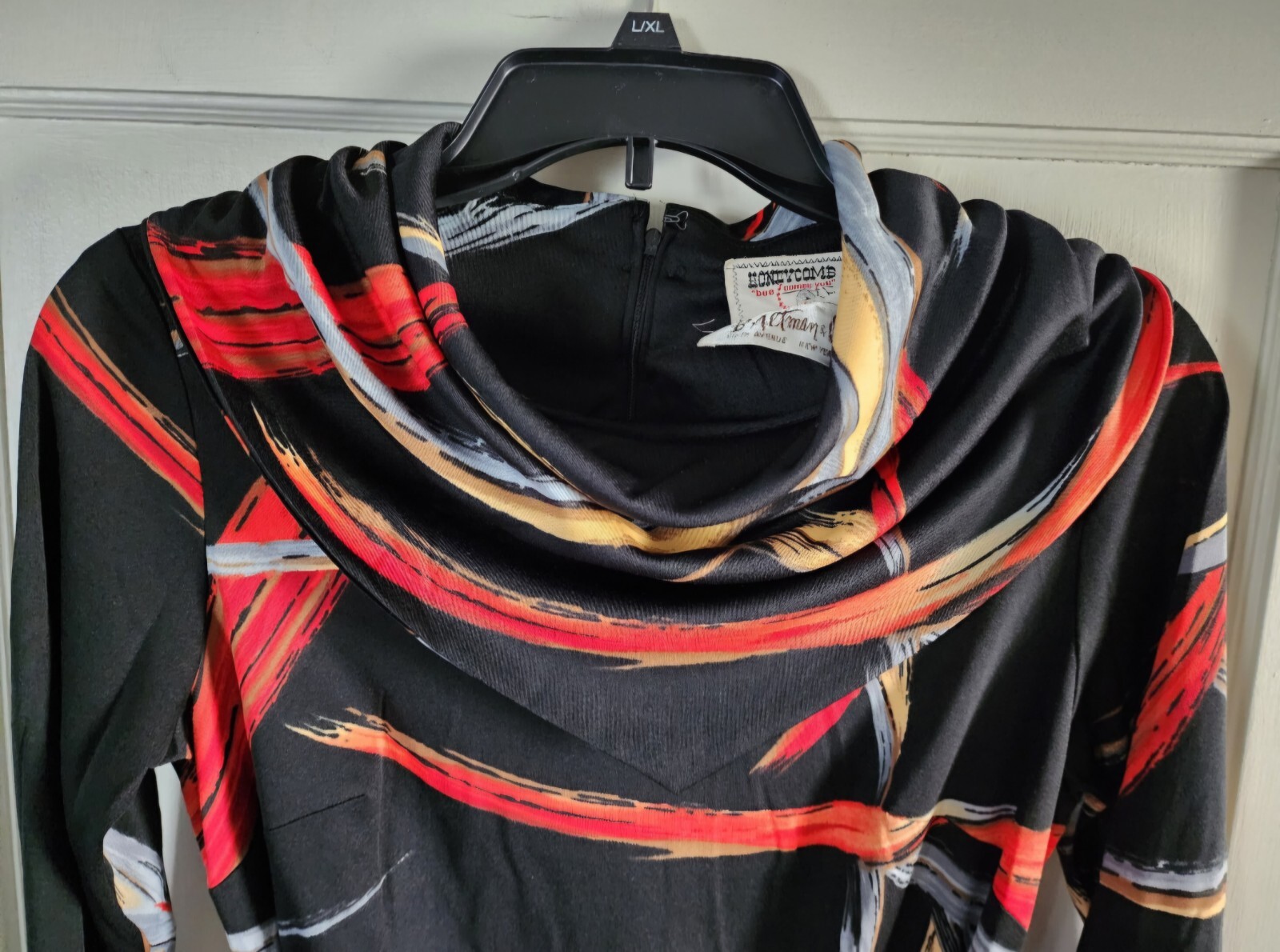 70&rsquo;s Long Dress, Abstract Pattern, Cowl Neck, Black, Red, ILGWU, 38&Prime; Bust