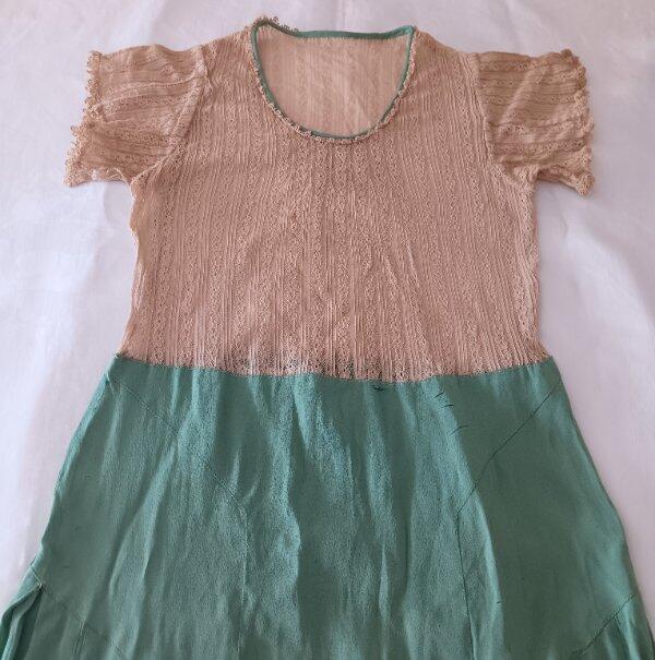 Antique 40s Green Silky Crepe Dress Valenciennes Lace Top Cutter Repair