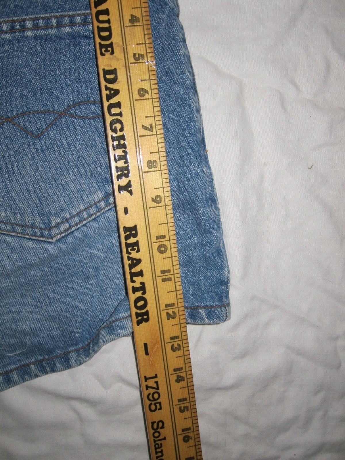 1990&rsquo;S VINTAGE blue denim LEI WOMEN&rsquo;S SHORTS SIZE 13 MADE IN THE U.S.A