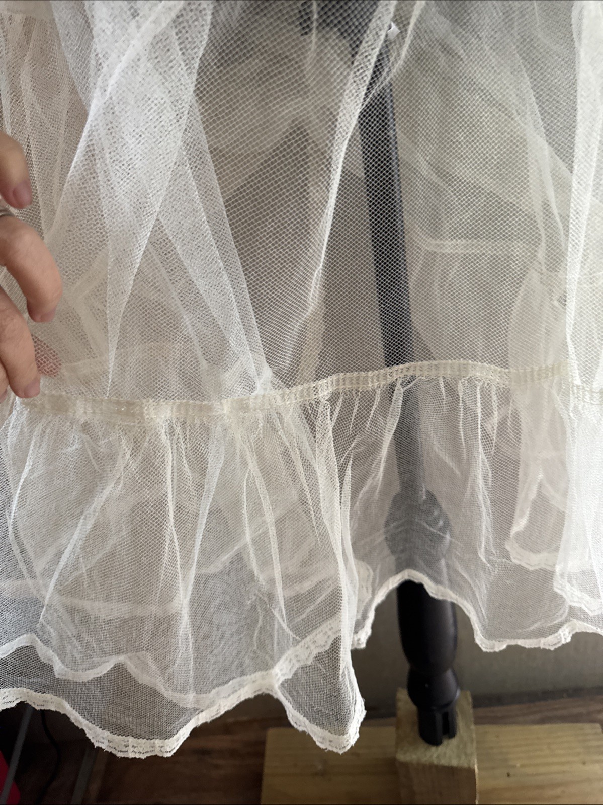 Vintage White Mel-Lin White Tulle Petticoat Crinoline, Slip Skirt Large
