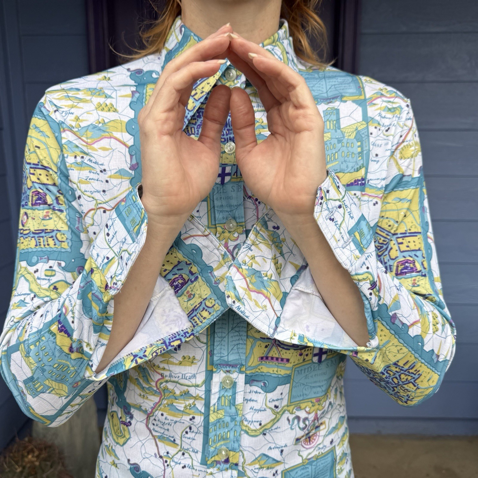 Vintage 70s Polyester Button Up Longsleeved Blouse Map Of London XS Small Blue