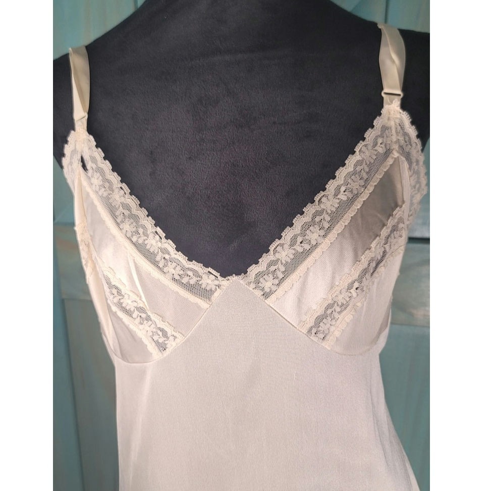 Off-white Vintage Slip Dress Delicate Lace Trim at the Neckline and Hem