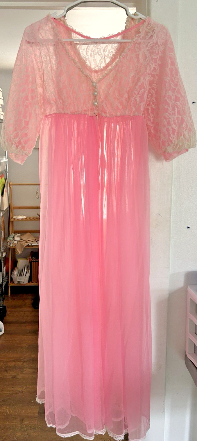 Vtg 50s Belle Smith Frilly Beautiful Pink Lingerie Negligee Set – Small