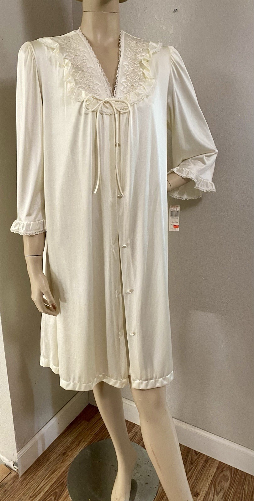 Vintage VANITY FAIR Glacier Wht Glissanda Tricot Nylon Short Nightgown Set S NWT