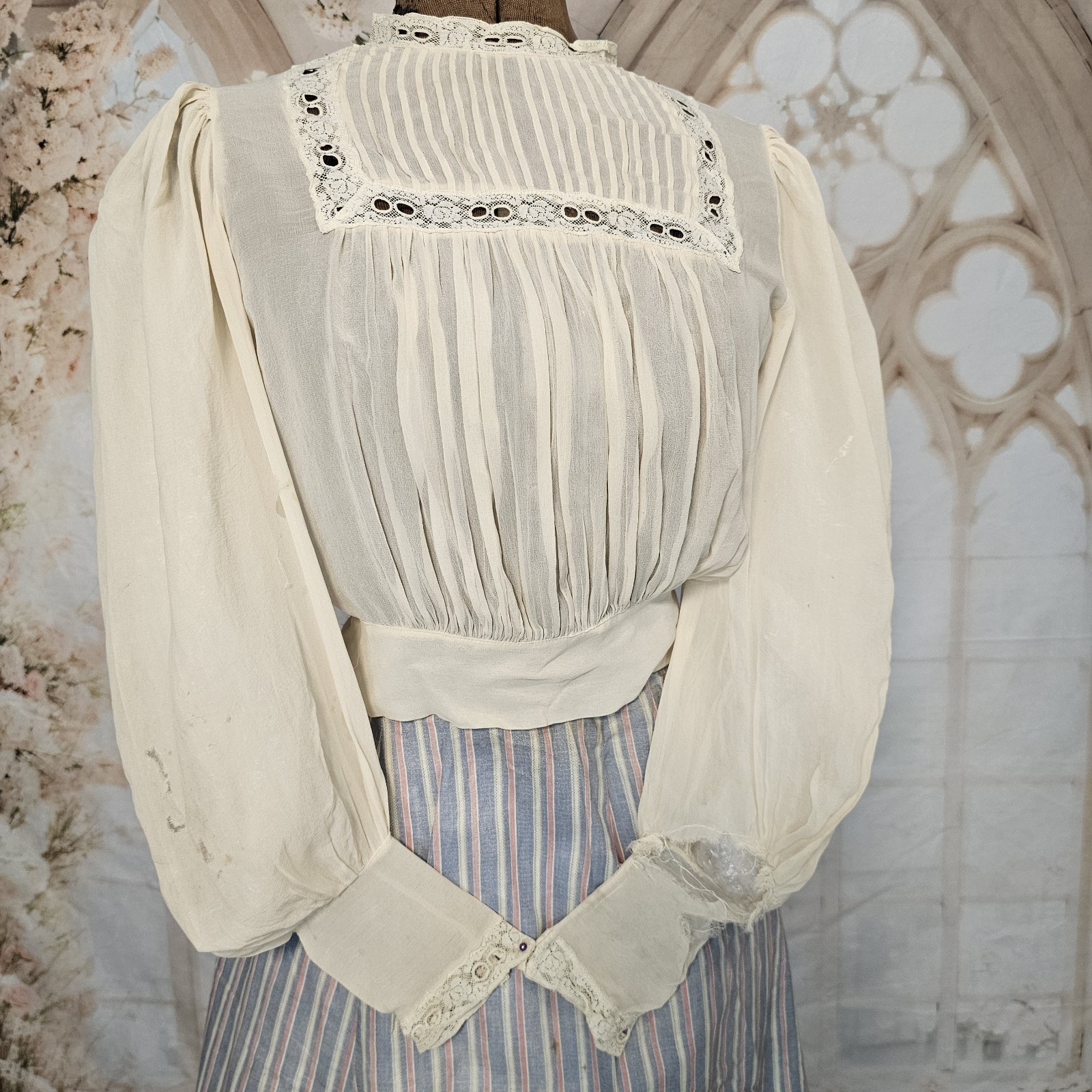 Antique Cream Lace Blouse w/ Puffy Sleeves Chiffon Prairie 1910s 1900s Top Shirt