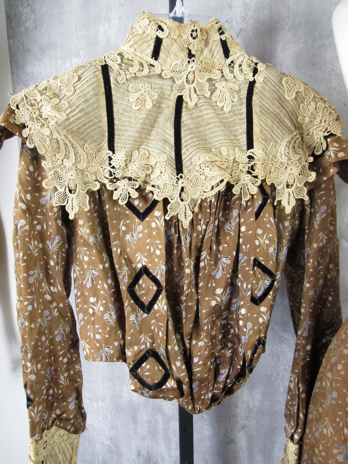 Antique Victorian 1890s Brown & Blue Silk Floral Calico Print Dress Maxi Vintage