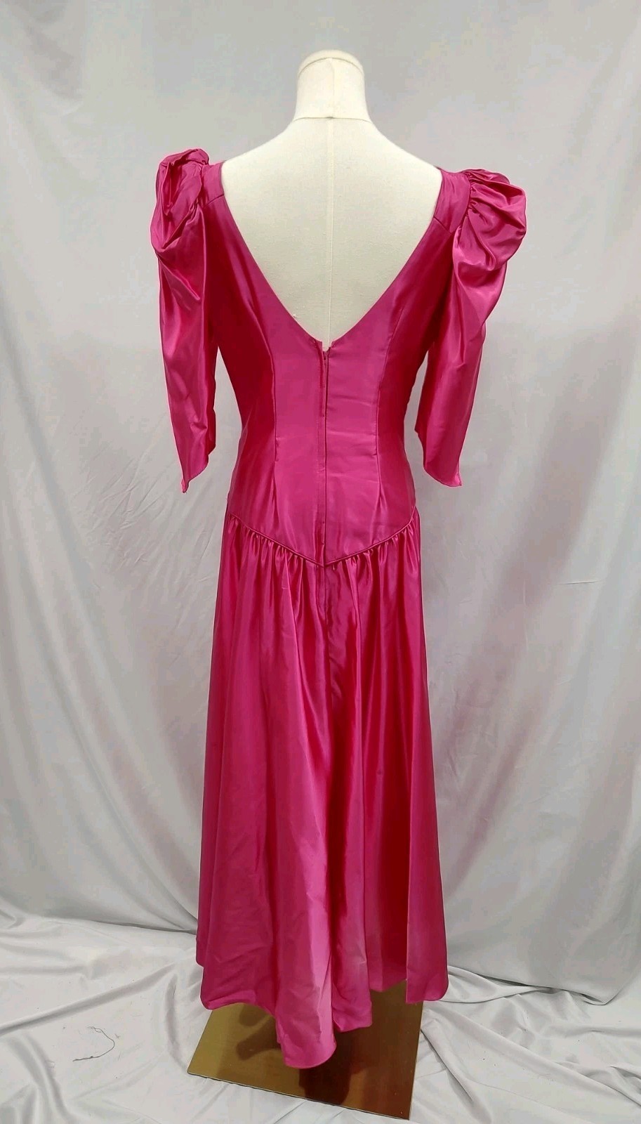 80&rsquo;s Vintage Dress Hot Pink Liquid Satin Shine Puff Sleeve Bow V Back Gown 13/14