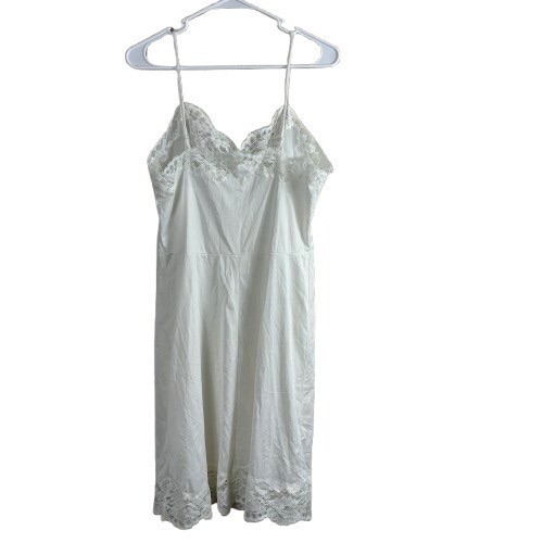 VTG 70s Hollywood Vassarette Ivory Lace Trim Full Slip Dress 36 (M)