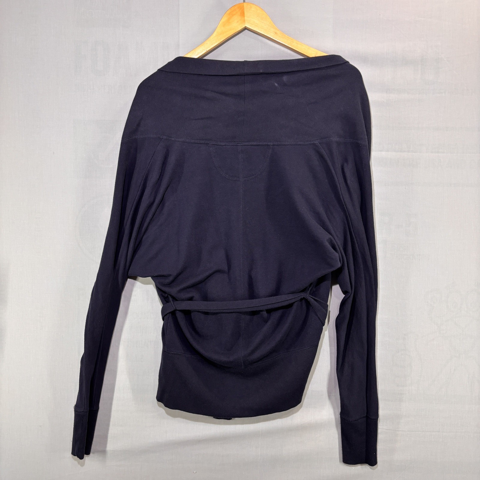 Banana Republic Stretch Wrap Navy Top Blouse Sz Small Excellent condition