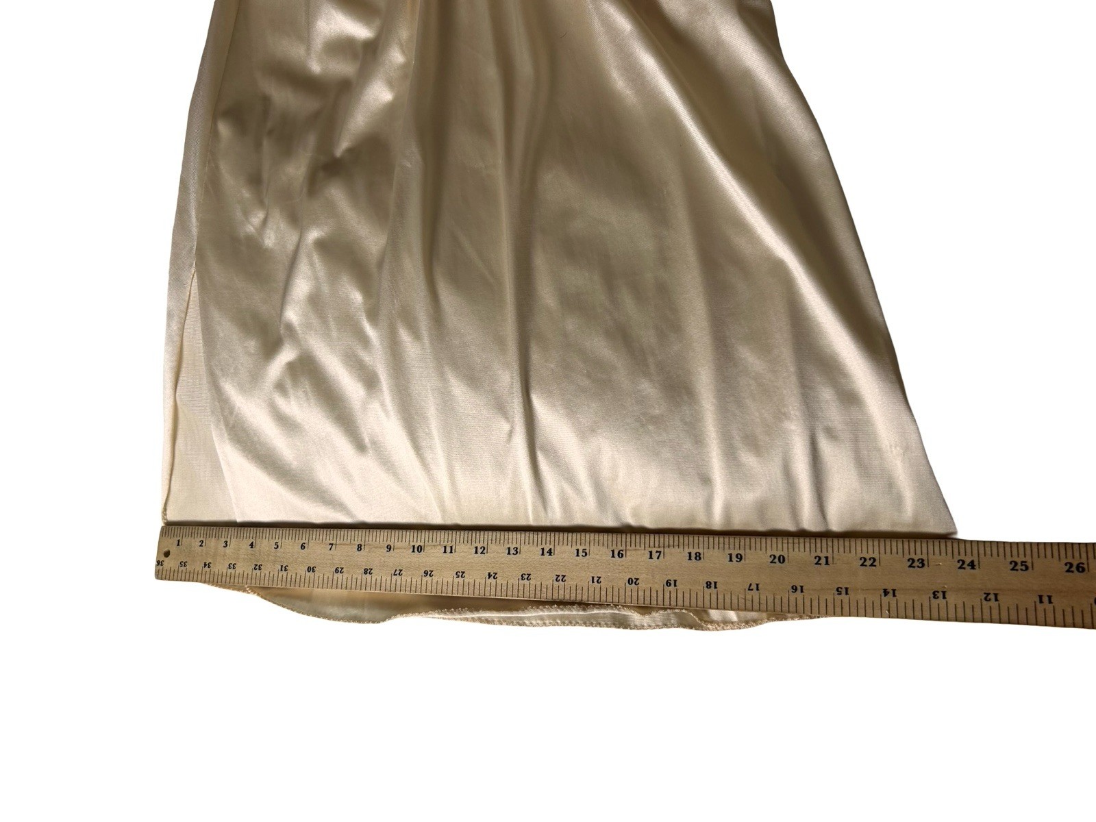 2 VTG Vanity Fair Half Slips Undergarment Size M/L Beige Cream Loose Fitting
