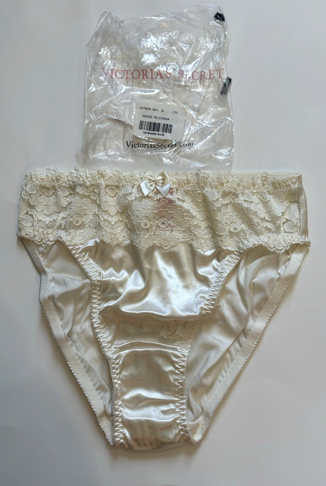 Vintage Victoria&rsquo;s Secret Second Skin Satin Ivory Y2K High Cut French Leg Panty