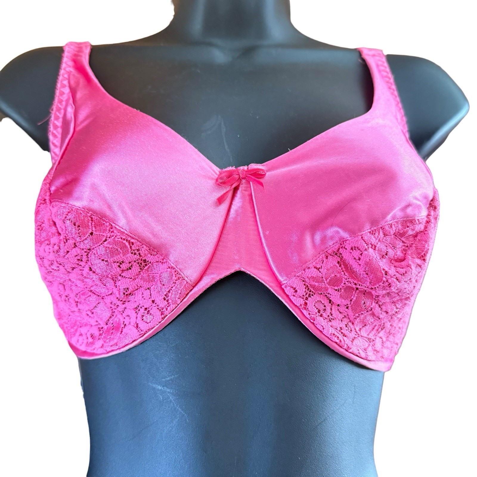 Vtg Maidenform Rendezvous Bra 34DD Shiny Satin Second Skin Lace Underwire ILGWU