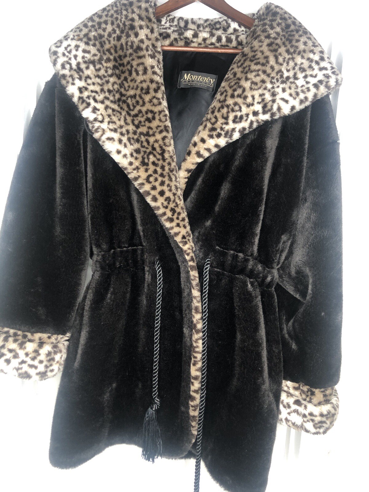 Monterey Fashion Cheetah/Leopard Print Faux Fur Coat Hooded Womens Size Medium M