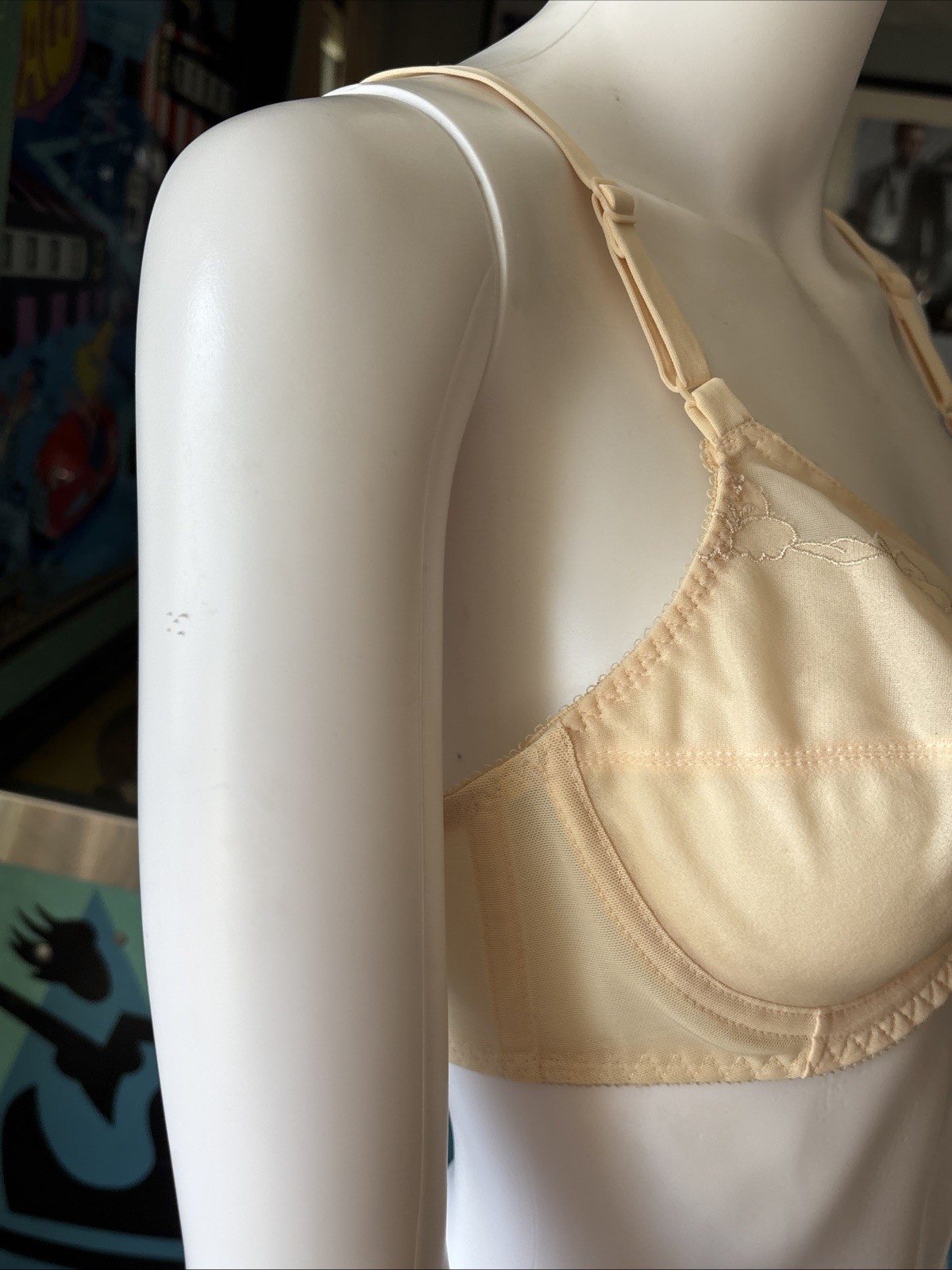 VTG Lingerie Bra BALI Union Made USA 36B Ivory Everyday Underwire EUC