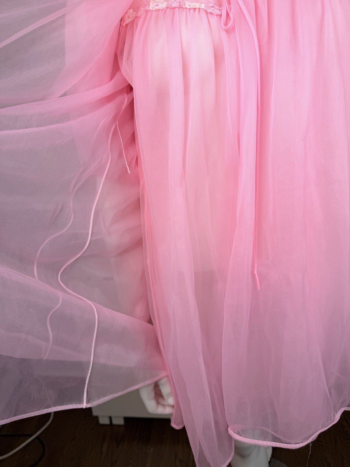 Vintage 60s pink Chiffon Peignoir set layered Babydoll Bow Nightgown robe M