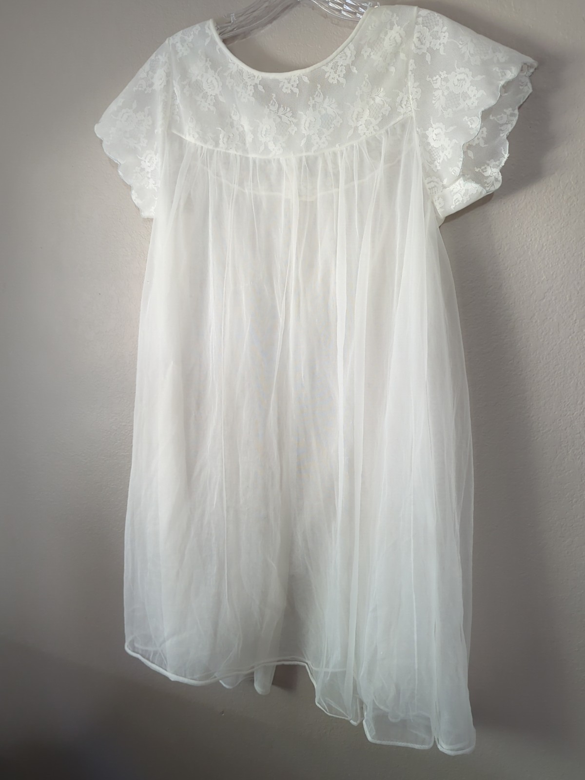 Vintage Radcliffe Sheer White pretty Boudoir Nightgown Peignoir Robe – Sz Petite
