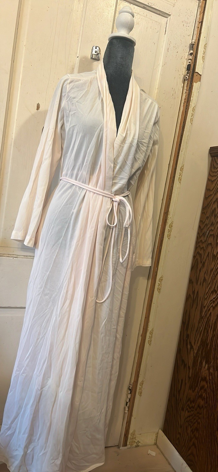 Vintage 90s Ladies Sheer Pale Pink Nylon Robe