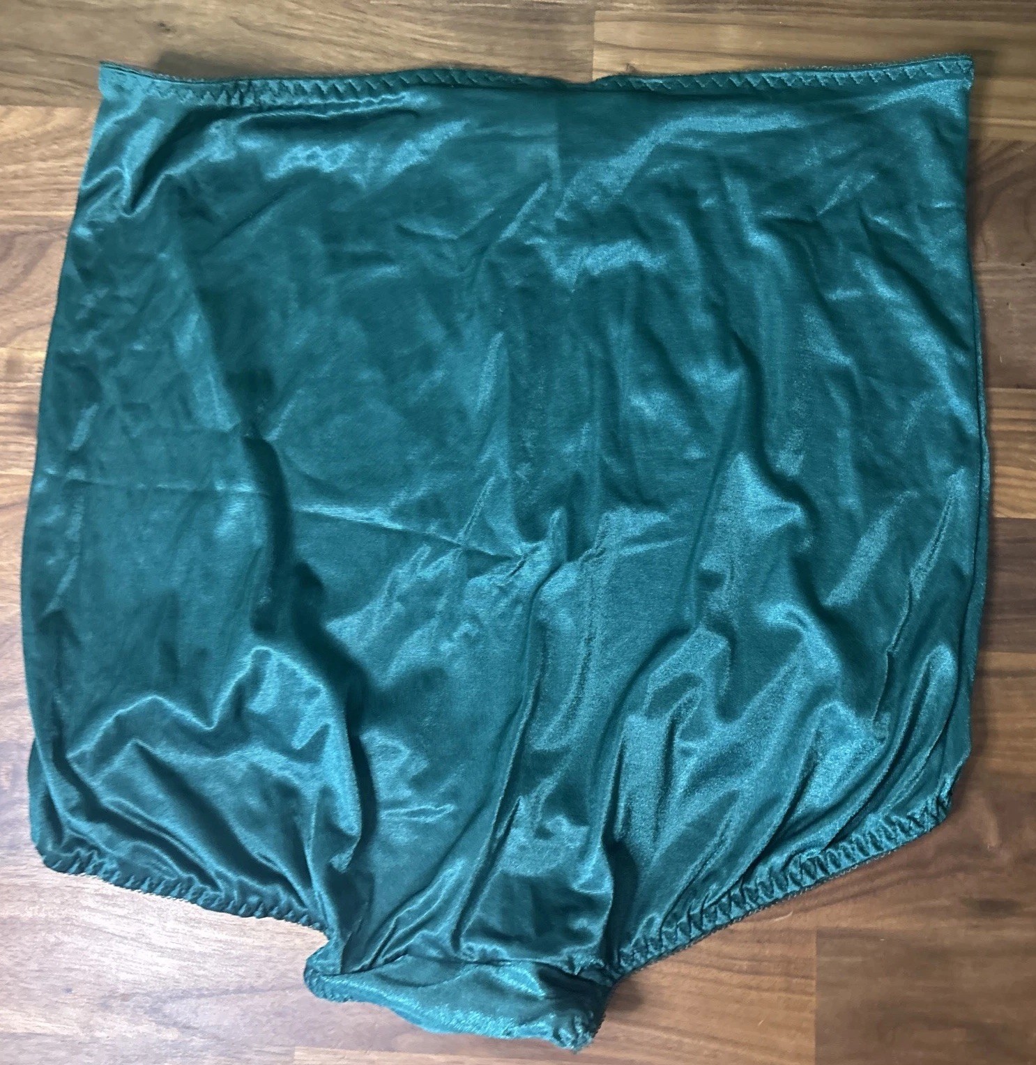 Vtg LANE BRYANT Intimates 26/28 Second Skin Stretch SATIN Panties Brief Emerald