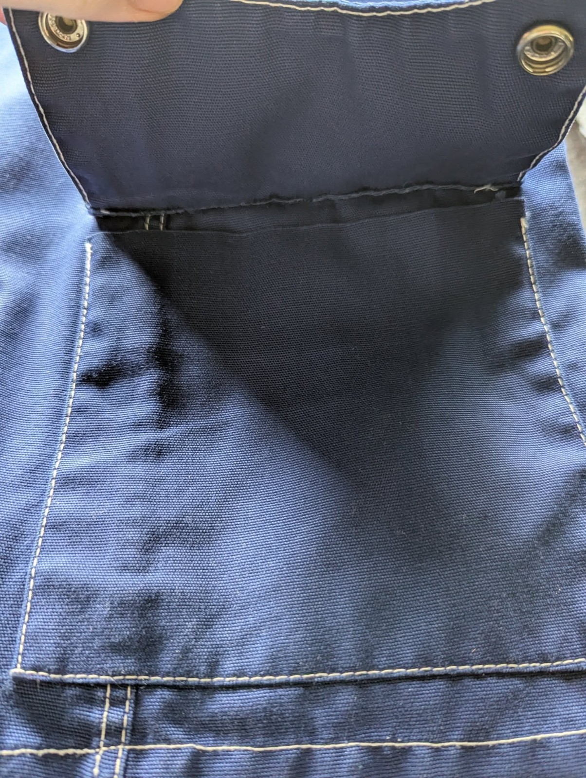 Berni woman&rsquo;s Button Up blouse Made In Hong Kong Vintage