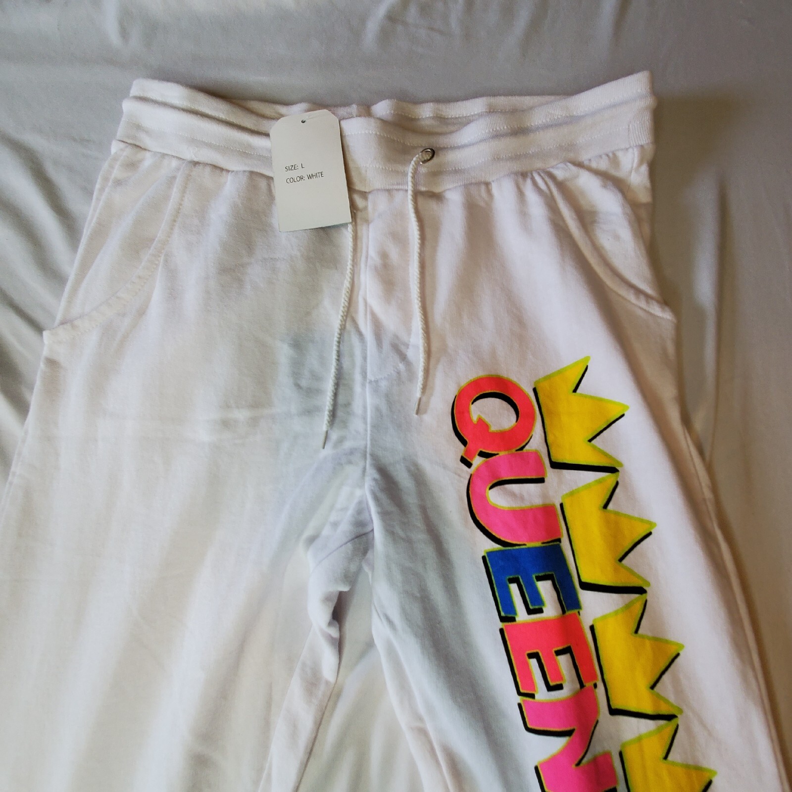 On Fire 2pc Queens Sweat Suit Junior&rsquo;s Size L NWT 18Wx24L Shirt & 30×28.5 COTTON