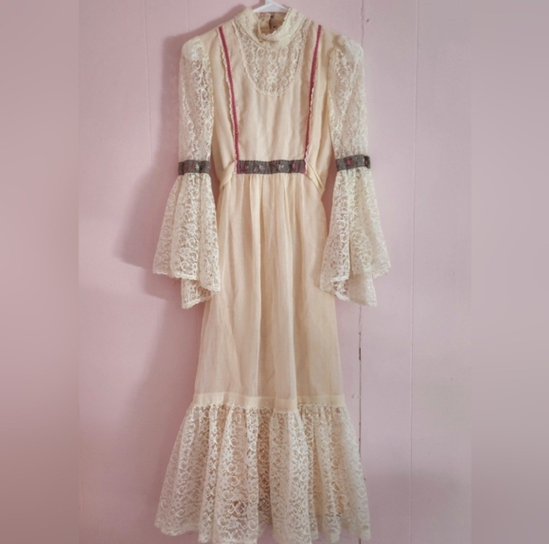 Vintage Candi Jones California Beige/Ivory Lace Bohemian Maxi Dress Size 11