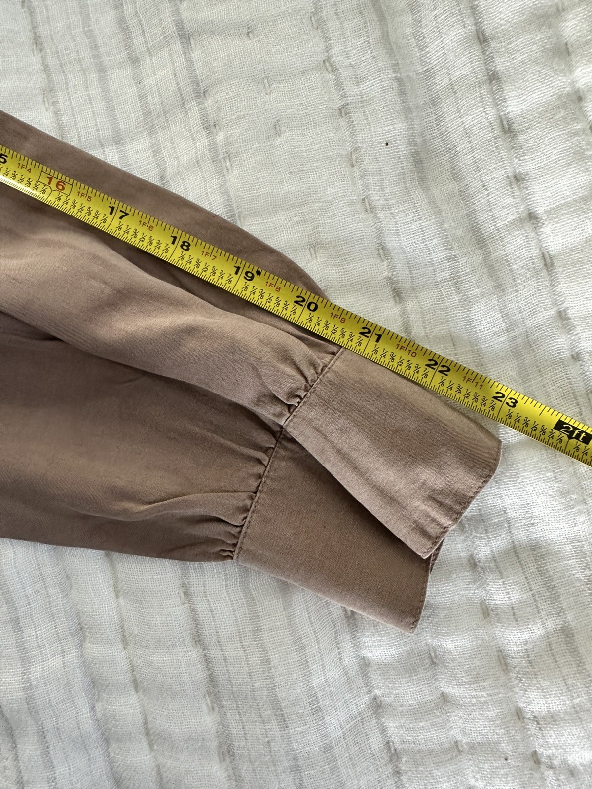 Vintage Peter Martin Quiet Luxury Brown 100% Silk Blouse Large