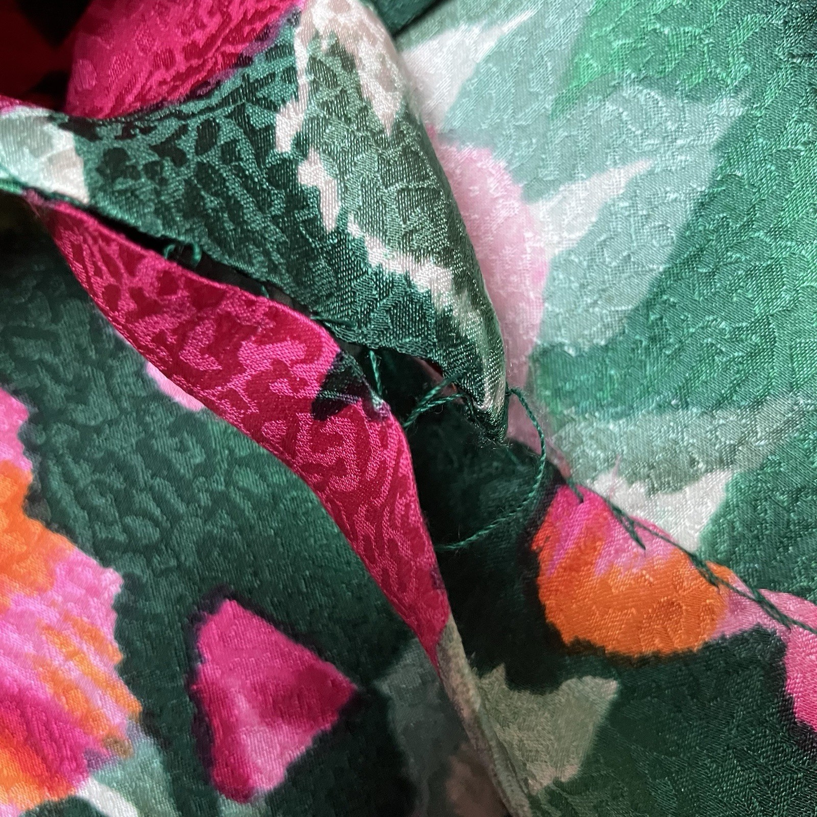 Adrianna Papell Size 12 VTG Two Piece Skirt Top Suit Set 100% Silk Green Floral