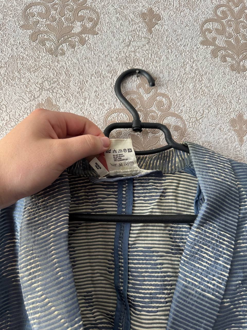 ESCADA Margaretha Ley Vintage Metallic Gold Striped Blazer Jacket Size 38 Italy