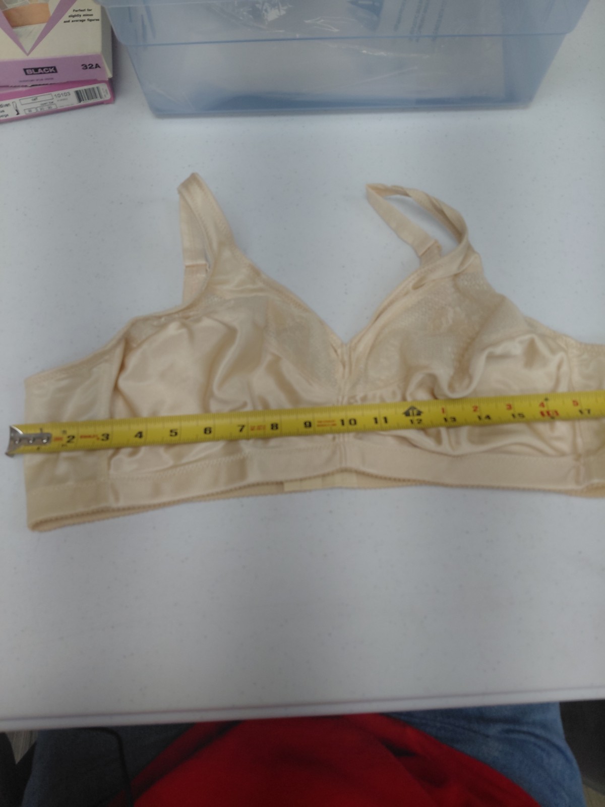 Vintage Exquisite Form Fully Bra Size 44C