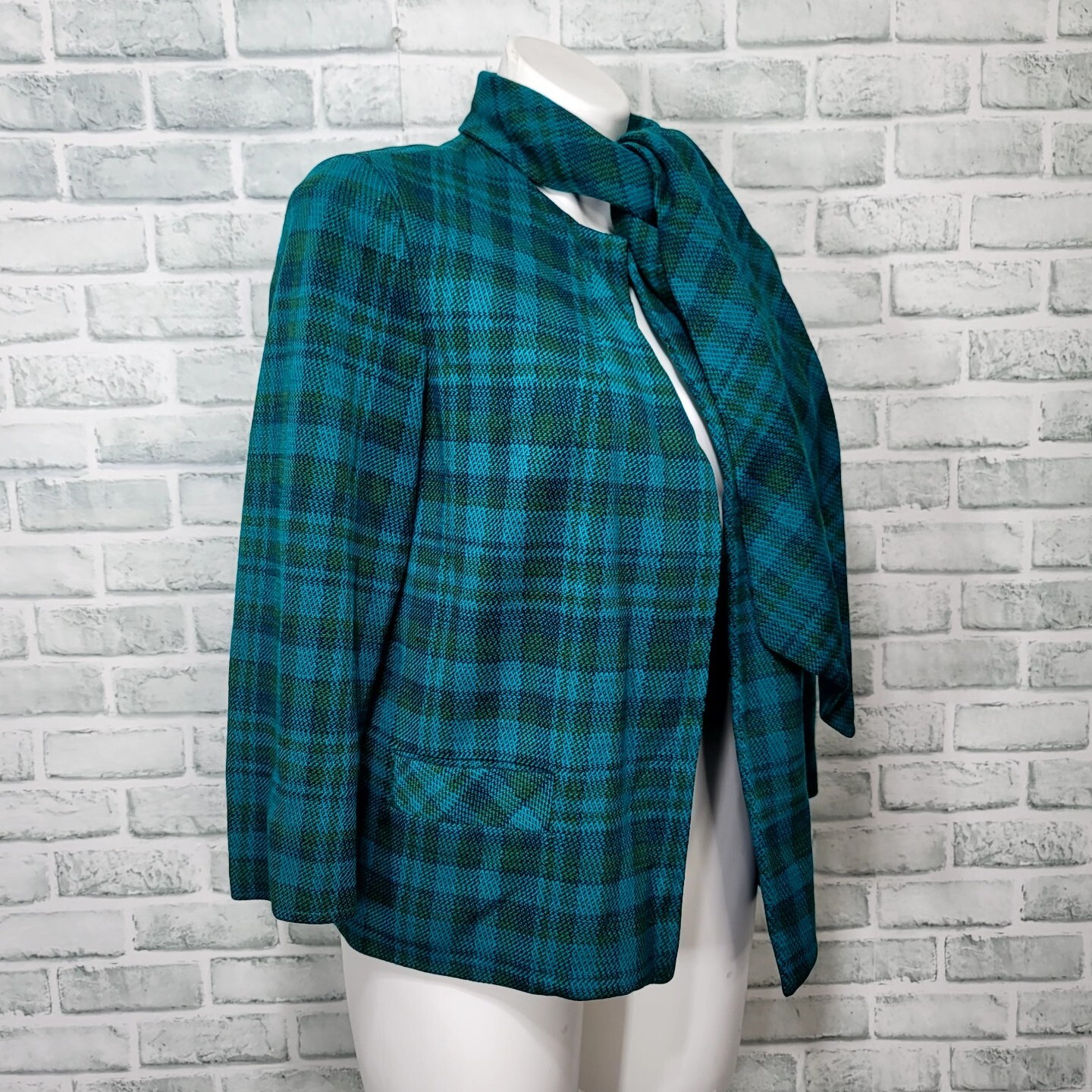 Vintage 50s Herbert Levy Tie Scarf Collar Bright Plaid Tweed Blazer Capelet