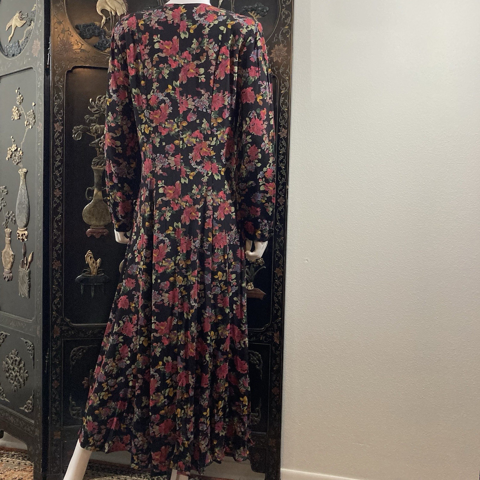 Express Compagnie Internationale Vintage 90&rsquo;s Dark Floral Long Sleeve Maxi Dress