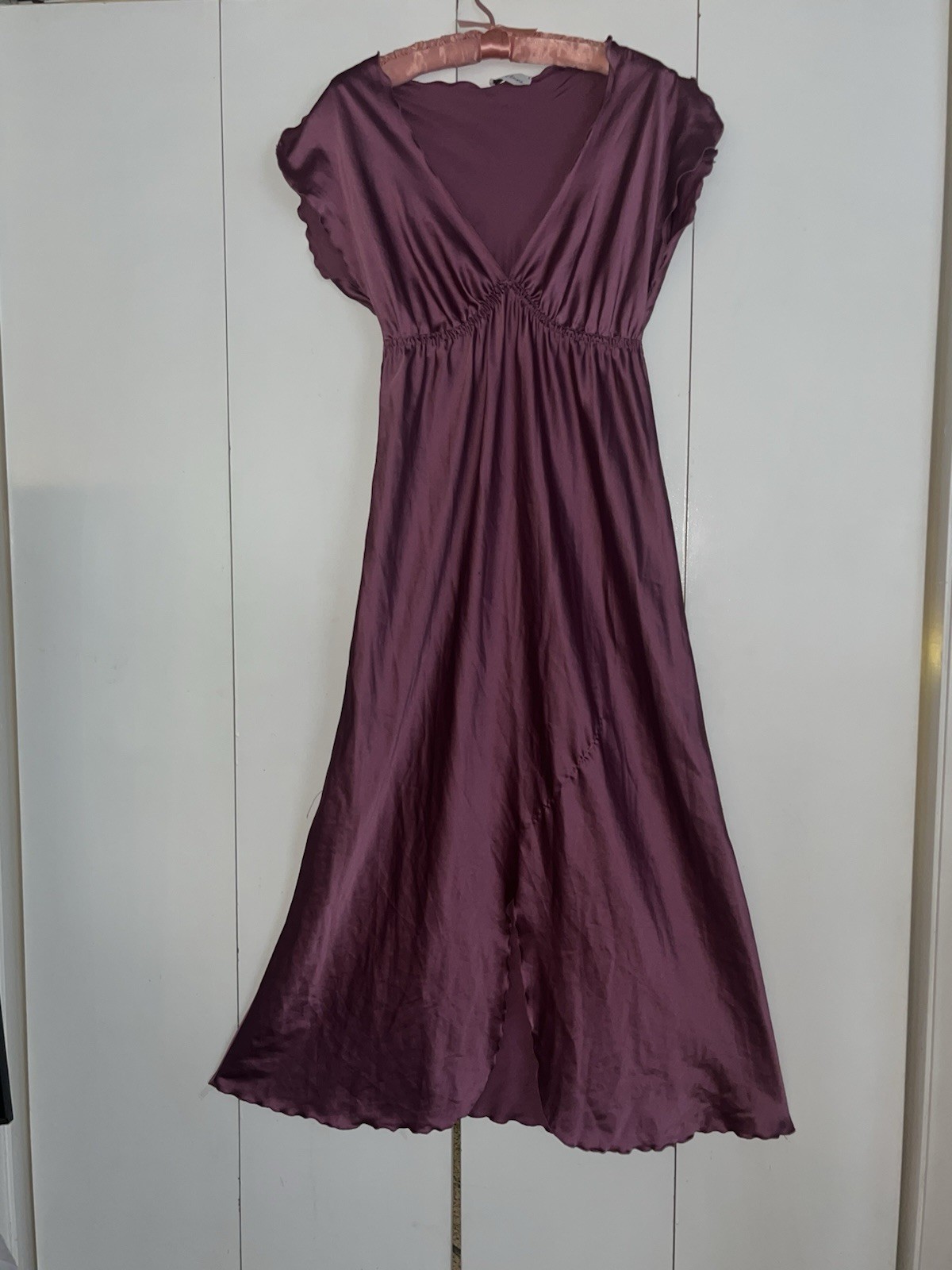 Vtg Miss Elaine Purple Satin Maxi Nightgown Large V Neck Flutter Sleeves