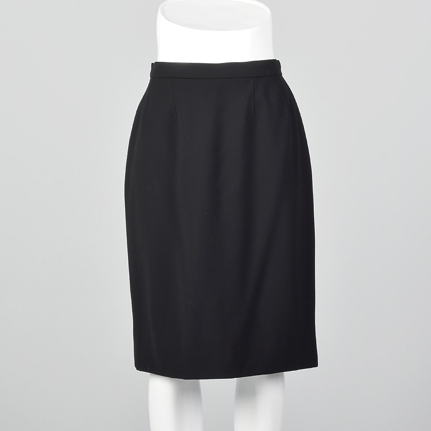 M 1990s Chanel Boutique Black Wool Pencil Skirt Wear to Work Separates 90s VTG