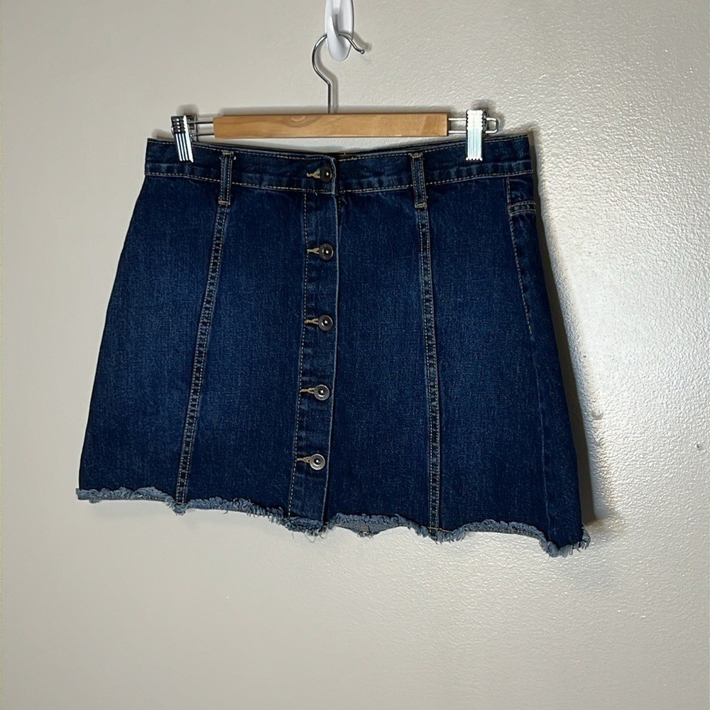 Forever 21 Denim Button-Front A-Line Skirt Size 6