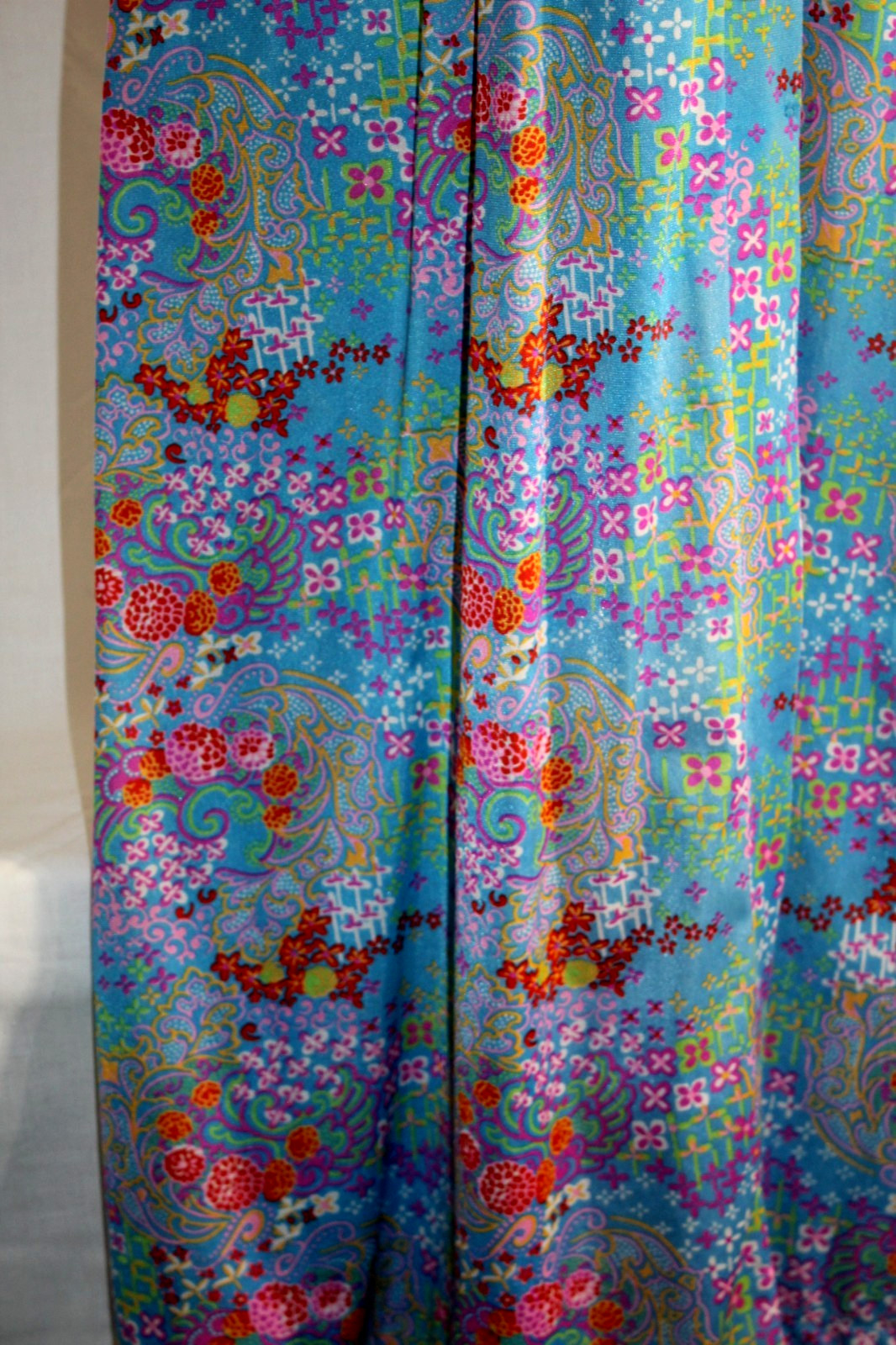 Vintage Loungewear by Gossard Nylon Long Multicolor Floral Lounger Robe Sz-Sm